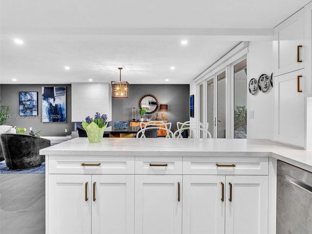 7661 SW 102nd Pl, Miami, FL 33173