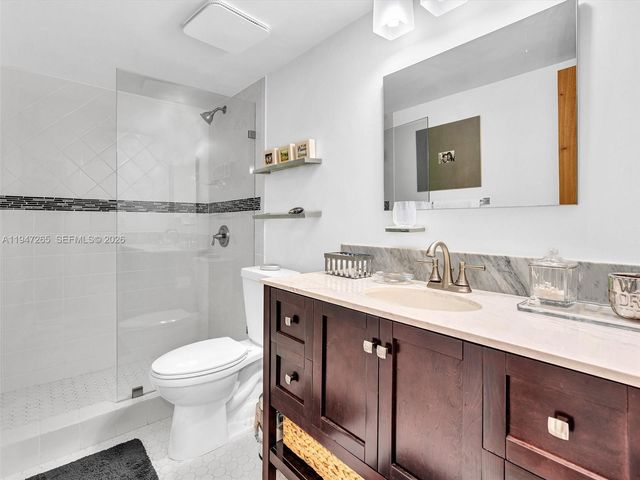 7661 SW 102nd Pl, Miami, FL 33173