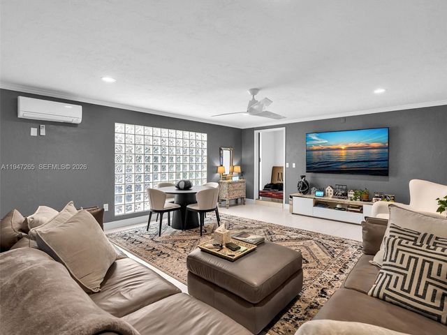 7661 SW 102nd Pl, Miami, FL 33173