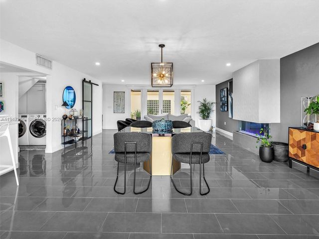 7661 SW 102nd Pl, Miami, FL 33173