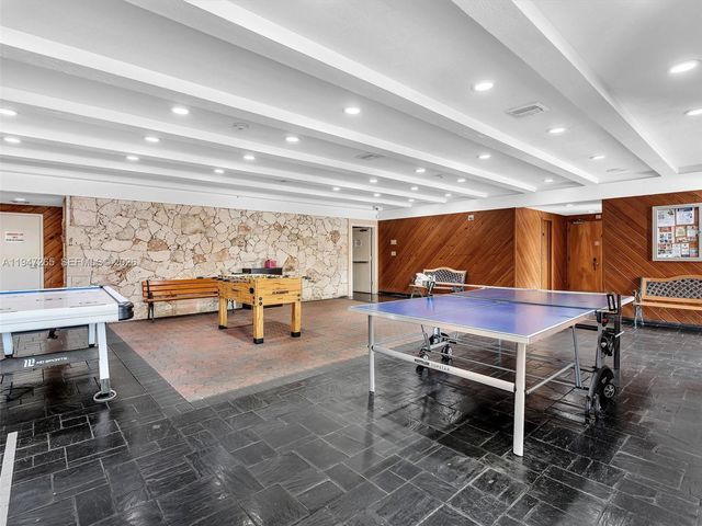 7661 SW 102nd Pl, Miami, FL 33173