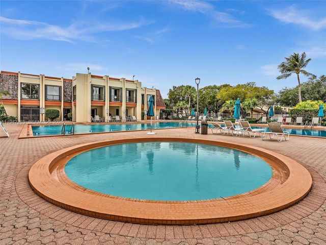 7661 SW 102nd Pl, Miami, FL 33173