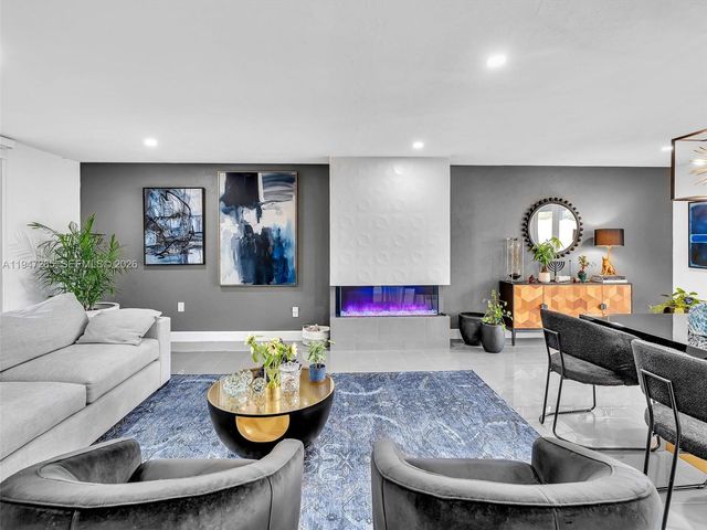 7661 SW 102nd Pl, Miami, FL 33173