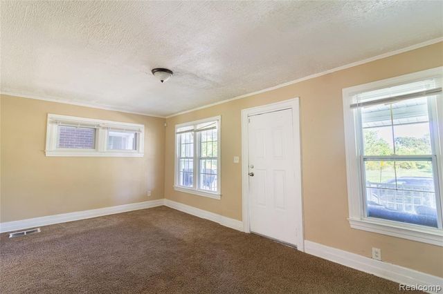 5137 Saint Clair Street, Detroit, MI 48213