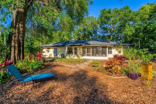 333 STANLEY BELL DRIVE, Mount Dora, FL 32757