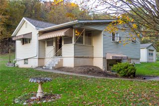181 Firden Ln, Elizabeth Twp/boro, PA 15037