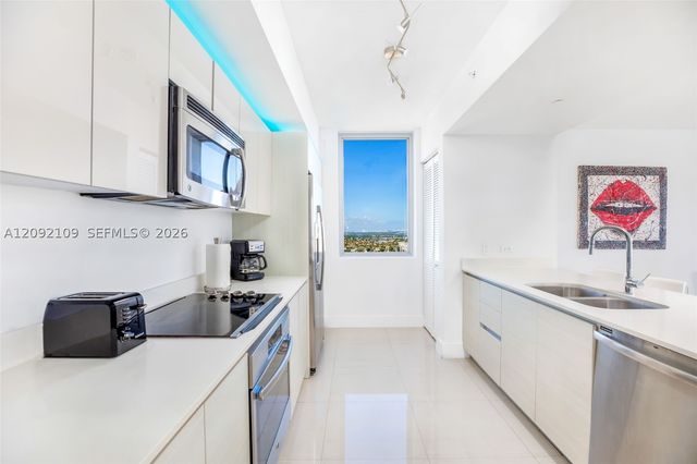 2600 E Hallandale Beach Blvd T2902, Hallandale Beach, FL 33009