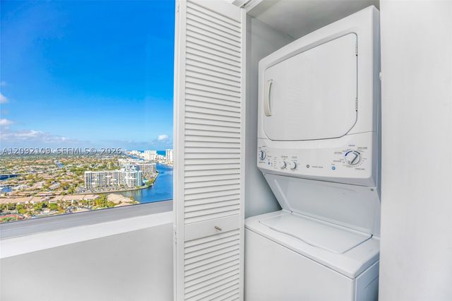 2600 E Hallandale Beach Blvd T2902, Hallandale Beach, FL 33009