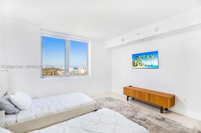 2600 E Hallandale Beach Blvd T2902, Hallandale Beach, FL 33009