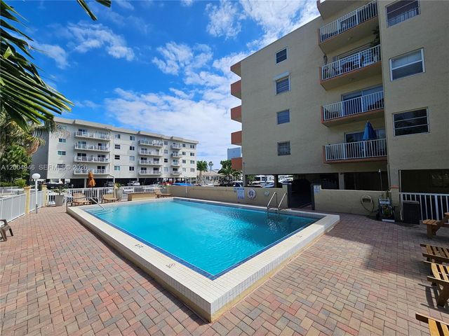 3545 NE 167th St 404, North Miami Beach, FL 33160