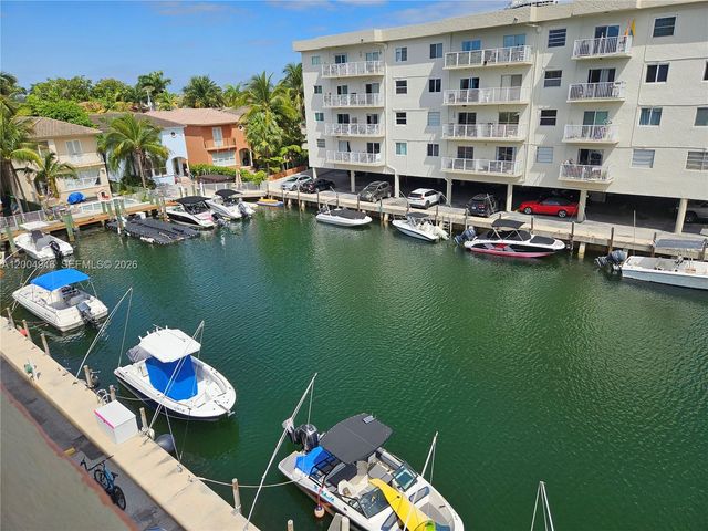 3545 NE 167th St 404, North Miami Beach, FL 33160