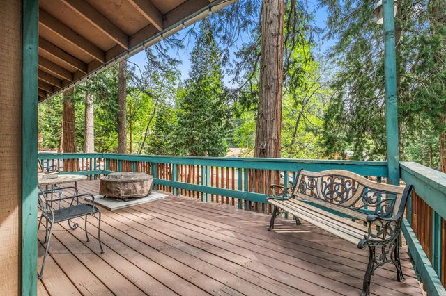 5861 Lupin Lane, Pollock Pines, CA 95726