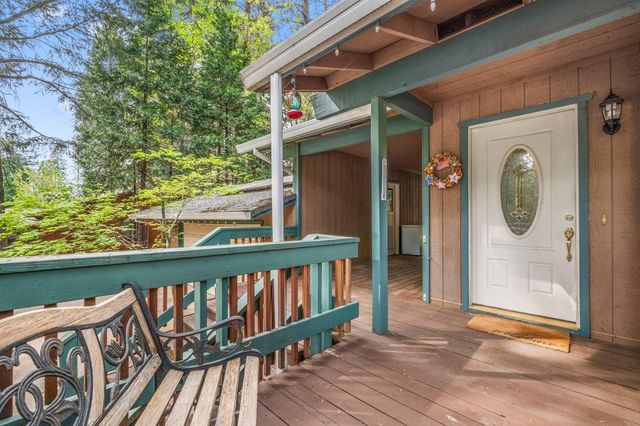 5861 Lupin Lane, Pollock Pines, CA 95726