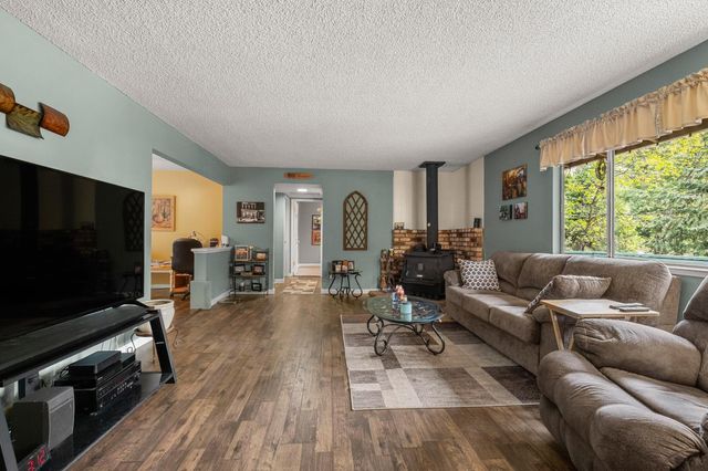 5861 Lupin Lane, Pollock Pines, CA 95726