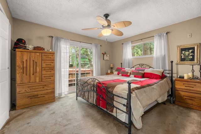 5861 Lupin Lane, Pollock Pines, CA 95726