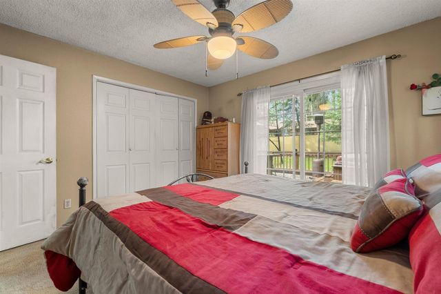 5861 Lupin Lane, Pollock Pines, CA 95726