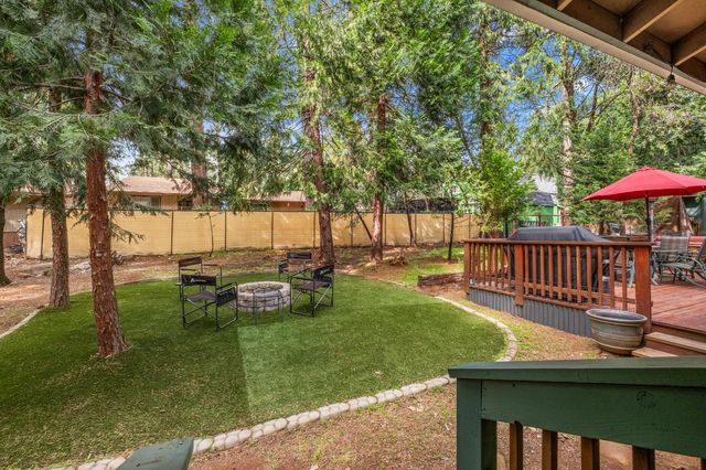 5861 Lupin Lane, Pollock Pines, CA 95726