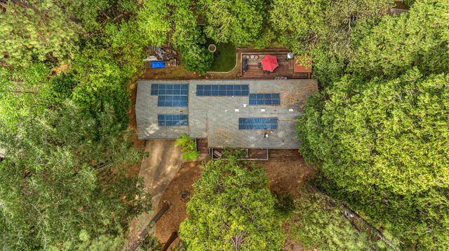 5861 Lupin Lane, Pollock Pines, CA 95726