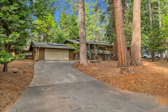 5861 Lupin Lane, Pollock Pines, CA 95726