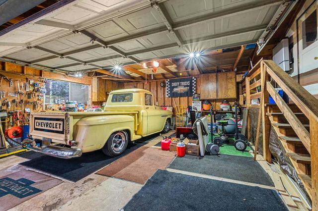 5861 Lupin Lane, Pollock Pines, CA 95726