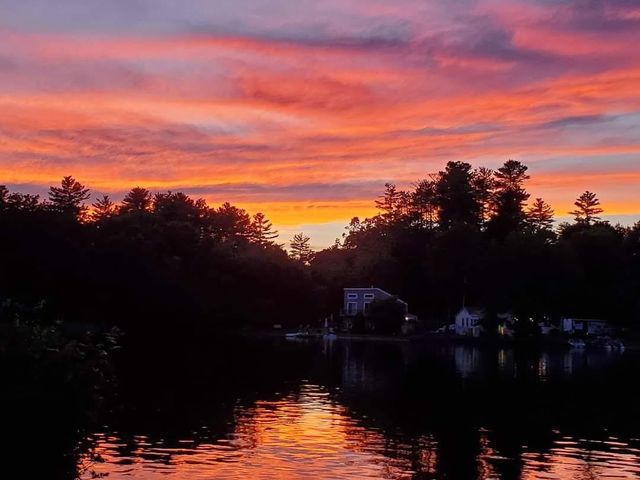 107 Shore Drive, Salem, NH 03079