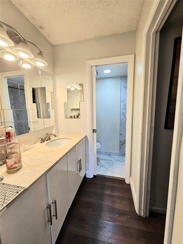 2831 SW 87th Ave 704, Davie, FL 33328