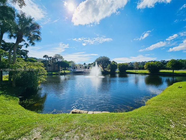 2831 SW 87th Ave 704, Davie, FL 33328