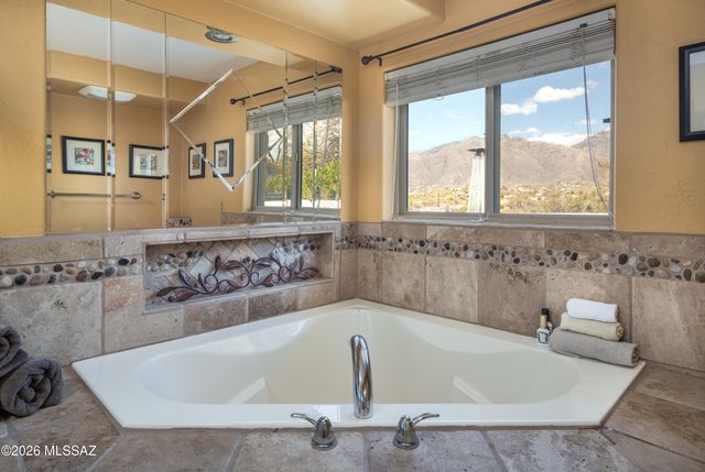 4559 N Paseo Bocoancos, Tucson, AZ 85750