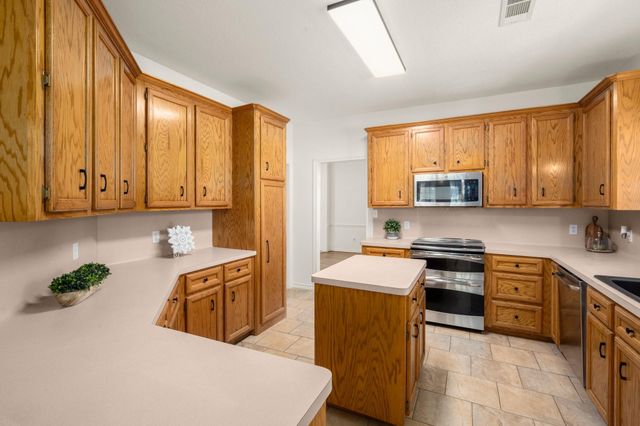 21 Panorama Drive, Conroe, TX 77304