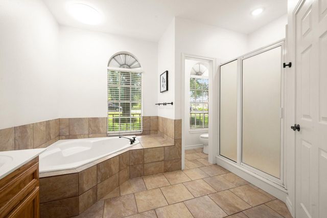 21 Panorama Drive, Conroe, TX 77304