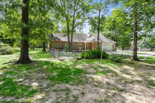 21 Panorama Drive, Conroe, TX 77304