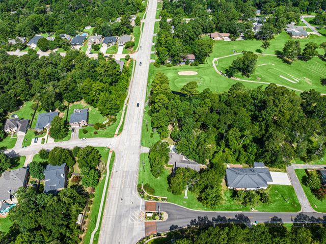 21 Panorama Drive, Conroe, TX 77304