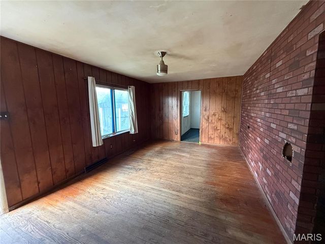 4105 Faredale Lane, St Charles, MO 63304