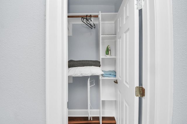 1508 Ridgewood Street, Houston, TX 77006