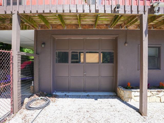 220 Roanwood Road, Roan Mountain, TN 37687