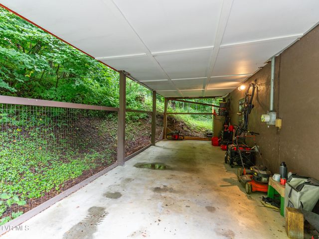 220 Roanwood Road, Roan Mountain, TN 37687