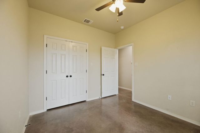 153 JOANNE LOOP B, Buda, TX 78610