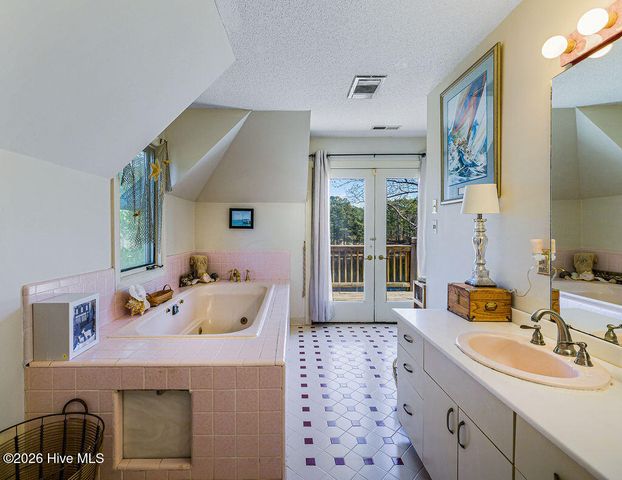 450 Addor Road, Aberdeen, NC 28315