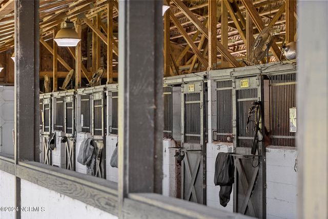 450 Addor Road, Aberdeen, NC 28315