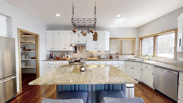 16039 Northwood Road NW, Prior Lake, MN 55372