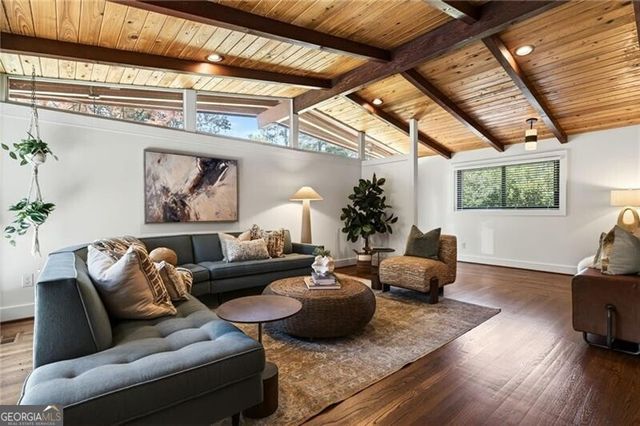 2062 Imperial Drive NE, Atlanta, GA 30345