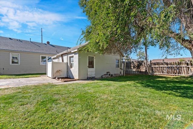516 E Hawaii Ave, Nampa, ID 83686