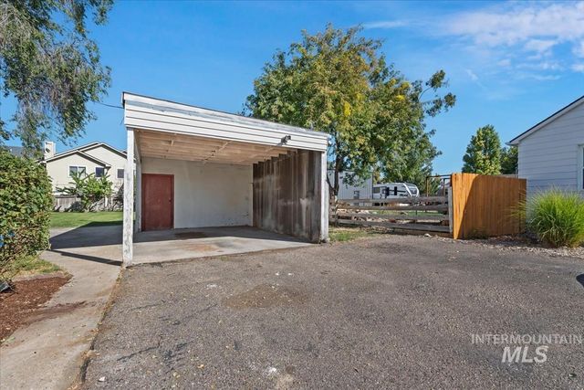 516 E Hawaii Ave, Nampa, ID 83686