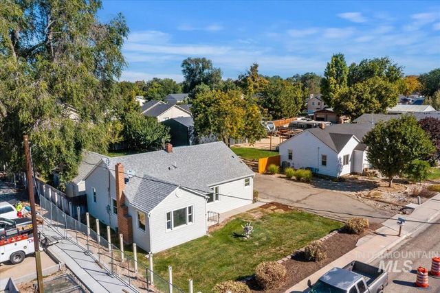 516 E Hawaii Ave, Nampa, ID 83686