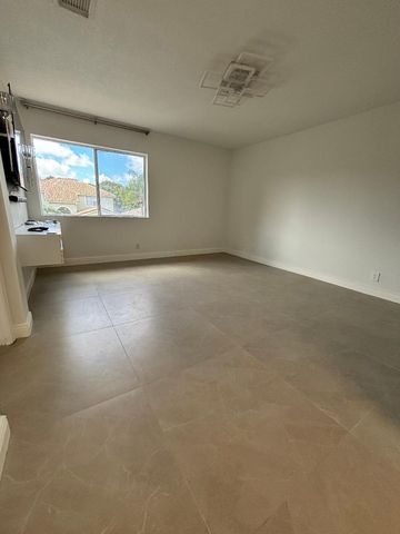 1127 Rialto Drive, Boynton Beach, FL 33436