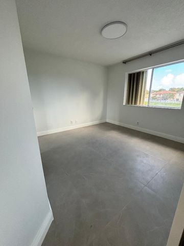 1127 Rialto Drive, Boynton Beach, FL 33436