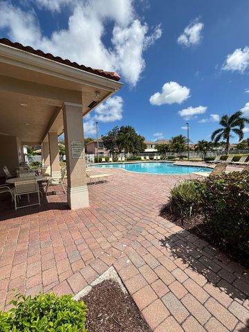 1127 Rialto Drive, Boynton Beach, FL 33436