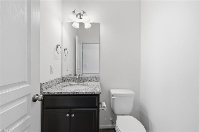 304 Terrywood DR, Suffolk, VA 23434