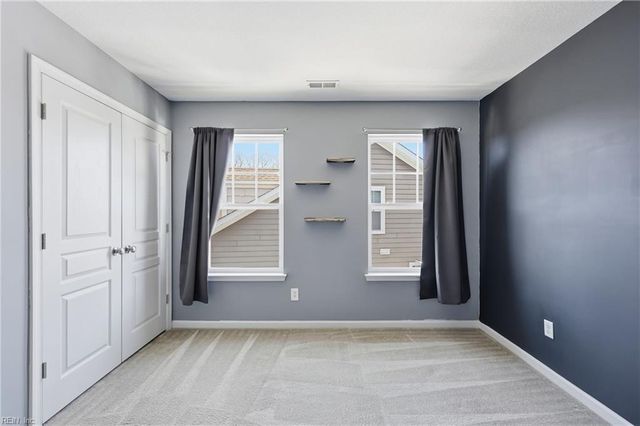 304 Terrywood DR, Suffolk, VA 23434