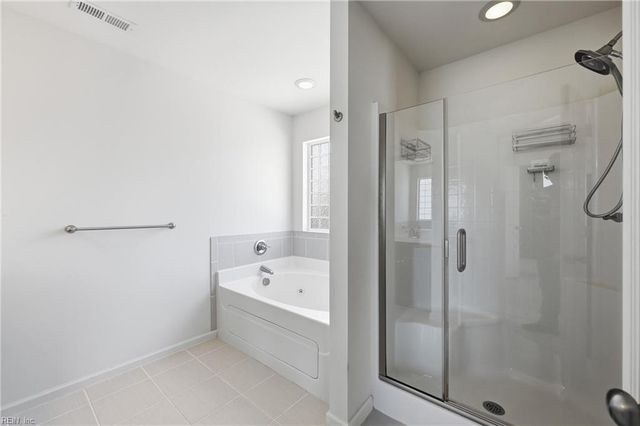 304 Terrywood DR, Suffolk, VA 23434